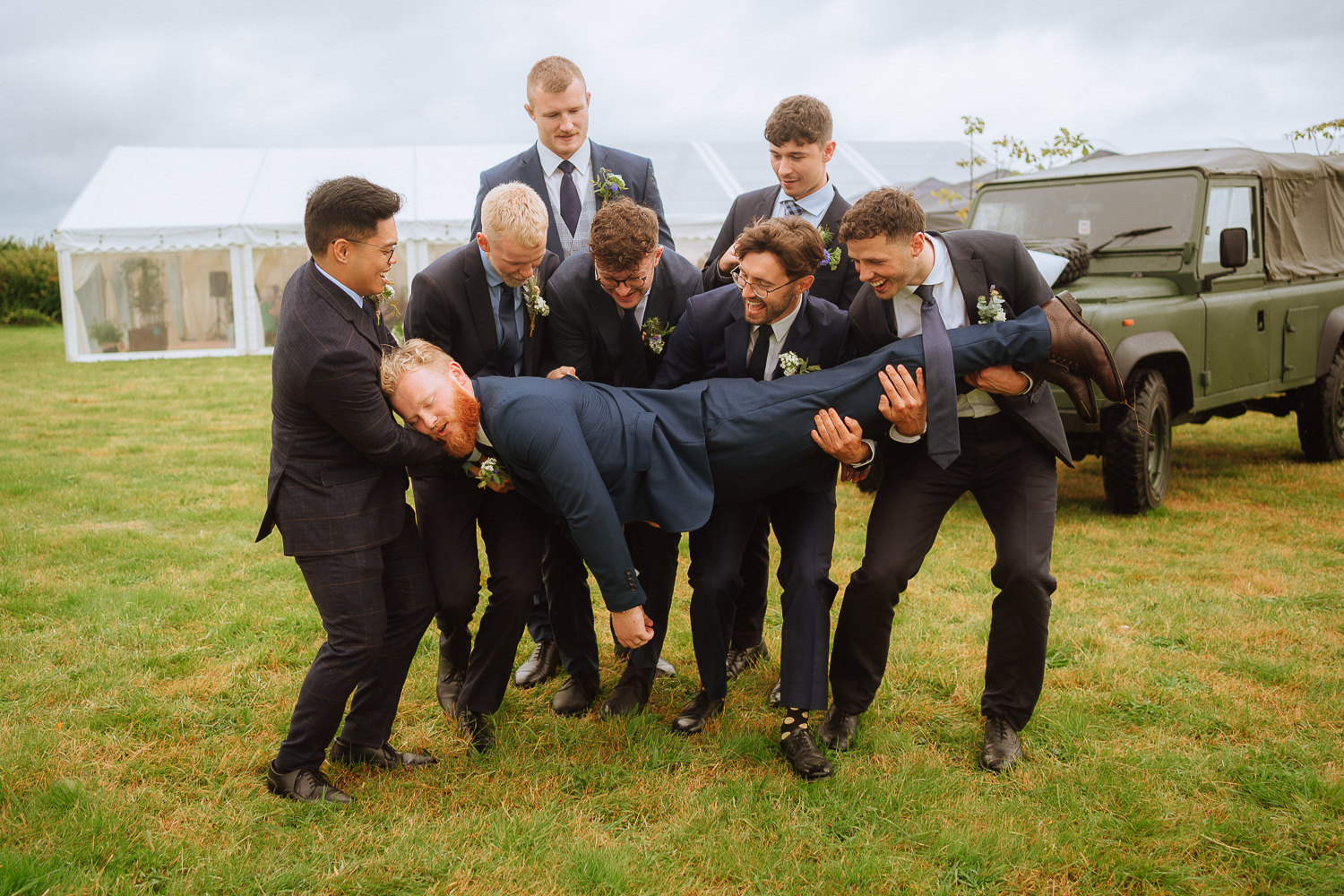 FAMILY HOME FARM WEDDING PHOTOGRAPHY LLANTWIT MAJOR 013 FAMILY HOME FARM WEDDING PHOTOGRAPHY LLANTWIT MAJOR 013